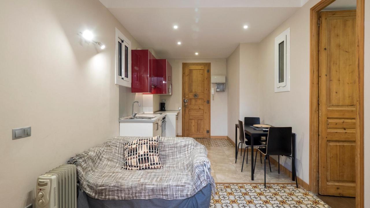 Acogedor Apartamento De 2 Dormitorios Барселона Экстерьер фото
